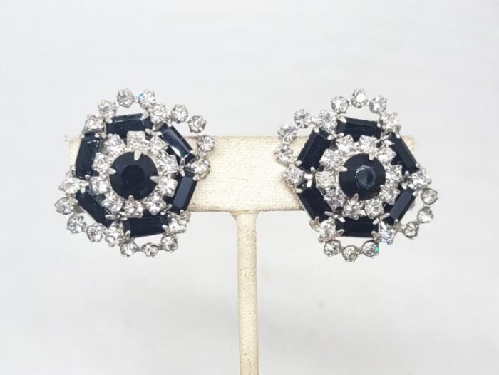 vintage signed hattie carnegie rhodium plated faux onyx and clear rhinestone clip earrings 2 pieces 7173